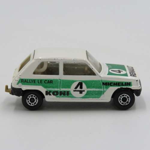 Matchbox Superfast #21 Renault 5TL racing toy car