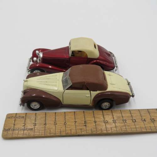 Lot of 6 vintage classic toy cars - Some damage