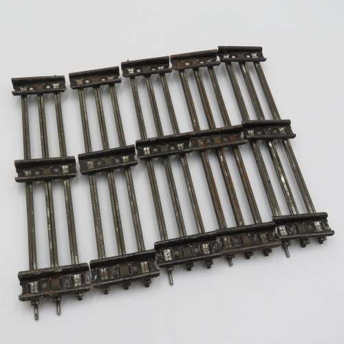 Lot of 16 vintage O-gauge Railway track straights