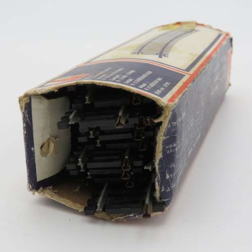 Lima #40 3012 HO Scale Railway curved track - Pack of 12 - Box damaged