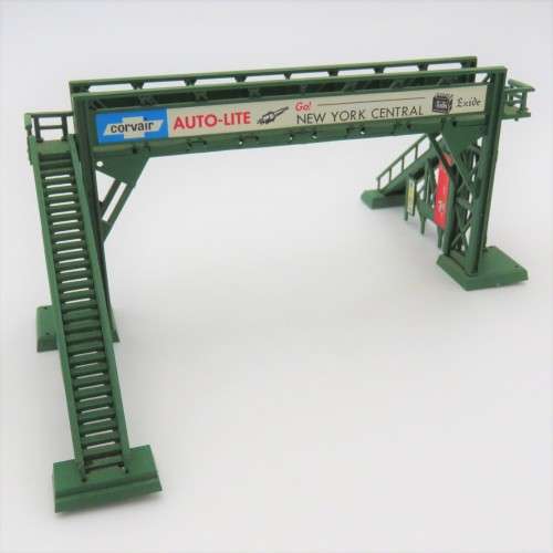 Bachmann trains pedestrian bridge - Ho-scale