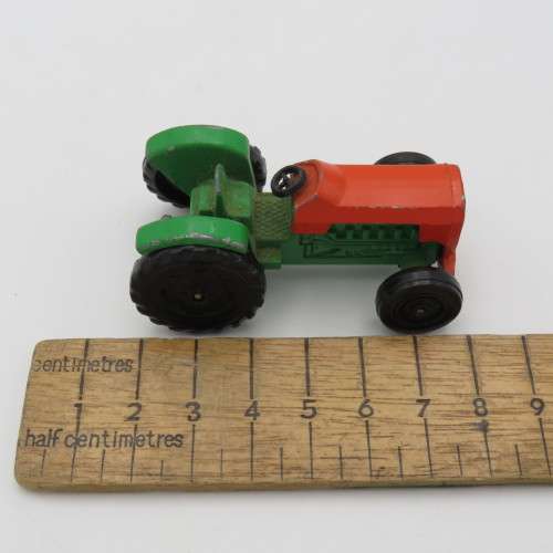 Yatming die-cast toy tractor