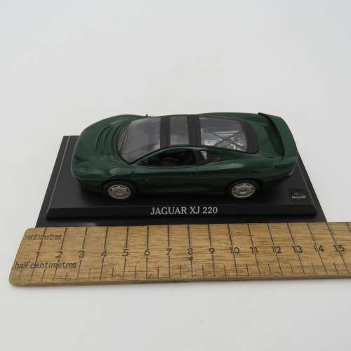 DelPrado 1993 Jaguar XJ 220 die-cast model car - Scale 1/43 - Missing mirrors