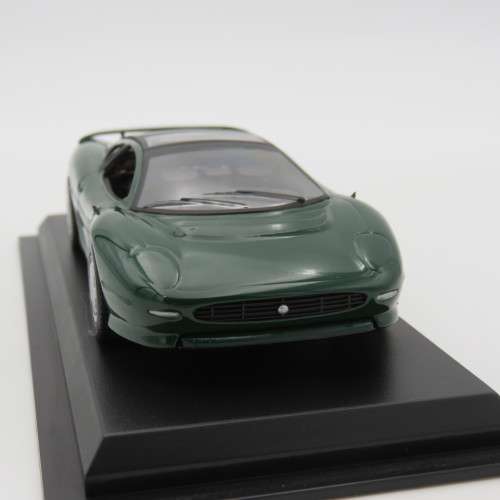 DelPrado 1993 Jaguar XJ 220 die-cast model car - Scale 1/43 - Missing mirrors