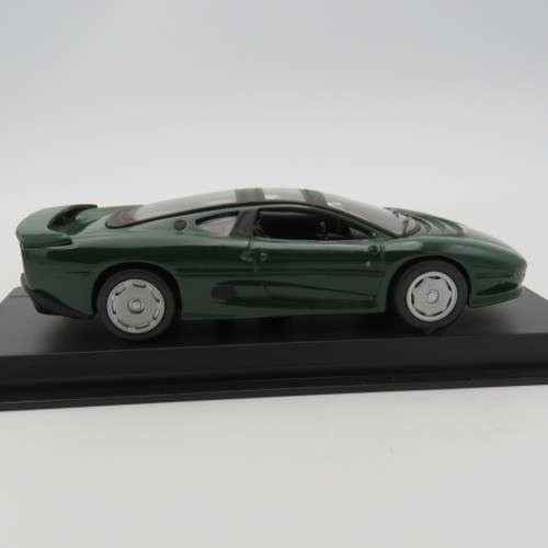 DelPrado 1993 Jaguar XJ 220 die-cast model car - Scale 1/43 - Missing mirrors