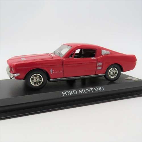 DelPrado 1967 Ford Mustang die-cast model car - Scale 1/43
