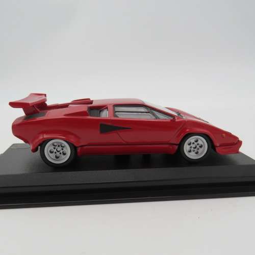 DelPrado 1985 Lamborghini Countach die-cast model car - Mirrors missing - Scale 1/43