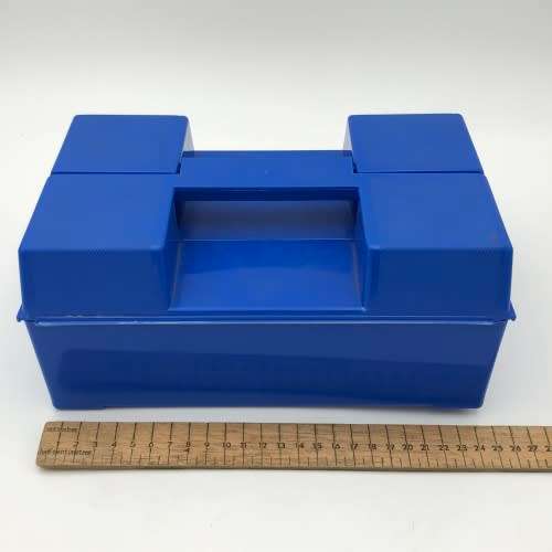 1981 Matchbox carry case with 2 trays - holds 24 cars