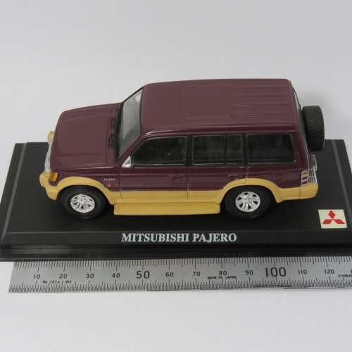 DelPrado 1997 Mitsubishi Pajero die-cast model car - Scale 1/43 - No mirrors