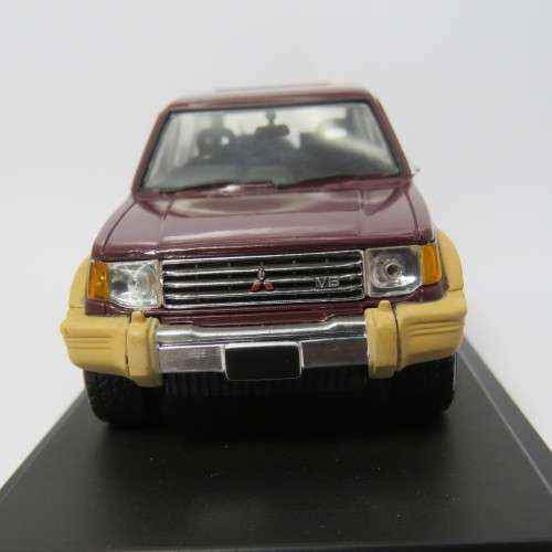 DelPrado 1997 Mitsubishi Pajero die-cast model car - Scale 1/43 - No mirrors