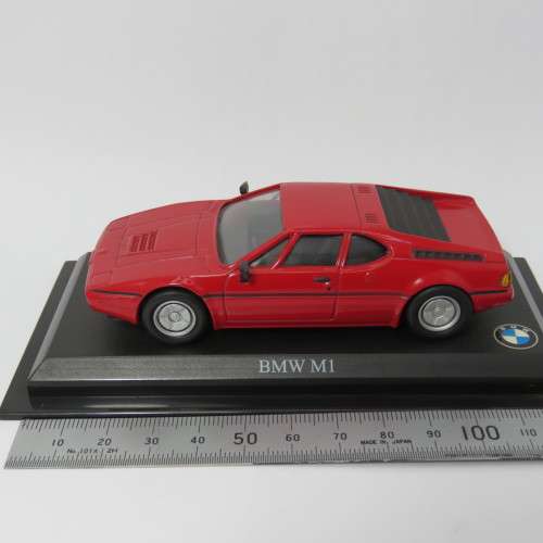 DelPrado 1981 BMW M1 die-cast model car - Scale 1/43