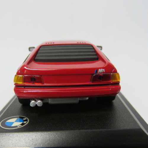 DelPrado 1981 BMW M1 die-cast model car - Scale 1/43