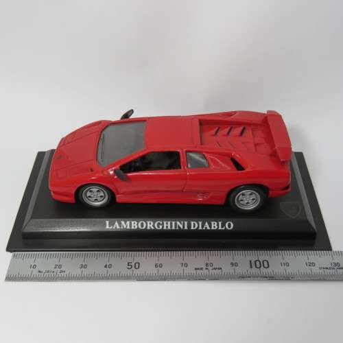 DelPrado 1993 Lamborghini Diablo die-cast model car - Scale 1/43