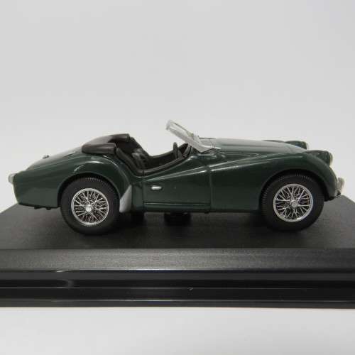 DelPrado 1955 Triumph TR 3 die-cast model car - Scale 1/43