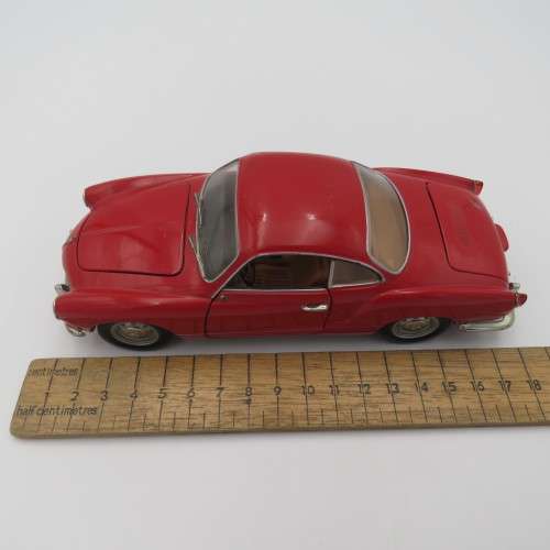 Paul`s Model Art Classic line Volkswagen Karmann Ghia model car - Scale 1/24 - Mirror missing