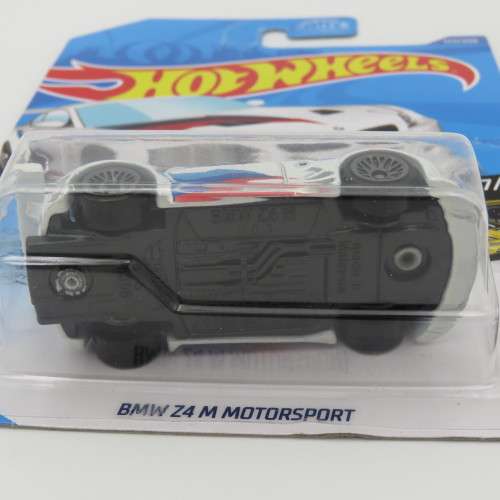 Hot Wheels Nightburnerz 7/10 BMW Z4 m Motorsport toy car