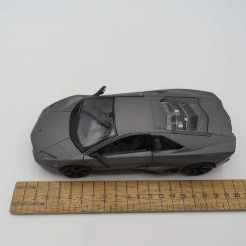 RAstar Lamborghini Reventon model car - Scale 1/24
