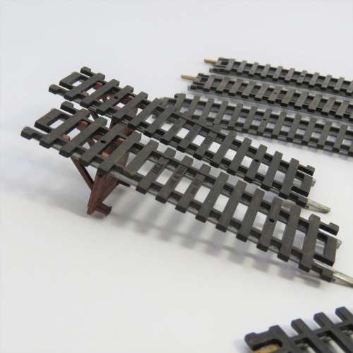 Lot of 8 Lima train tracks