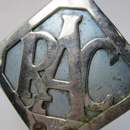 Vintage 1950`s RAF Stokes Victoria Australia Royal Automobile Club car badge