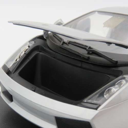 Maisto Special Edition Lamborghini Gallardo model car - Scale 1/18 in a box - Mirror repaired