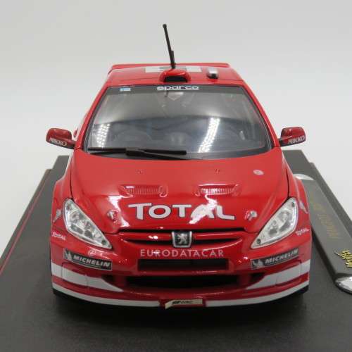 Maisto Peugeot 307 WRC model car #5 Gronholm - Scale 1/18 in box