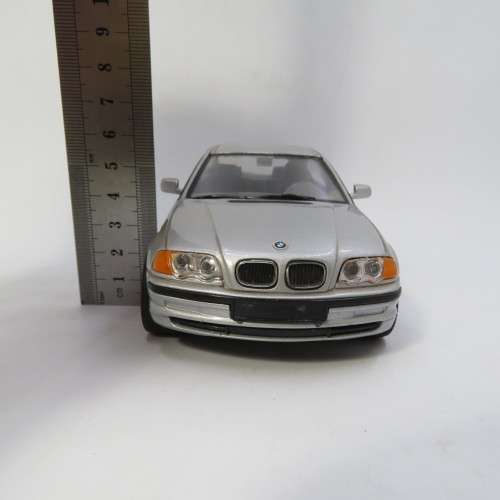 Welly BMW 328i die-cast model car - Scale 1/24