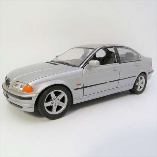 Welly BMW 328i die-cast model car - Scale 1/24