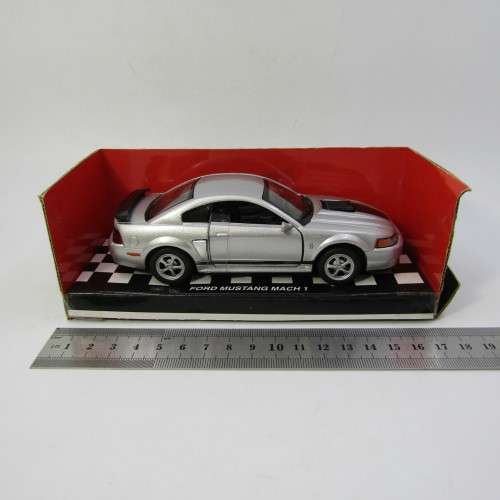 NewRay Ford Mustang Mach 1 model car in box - scale 1/32