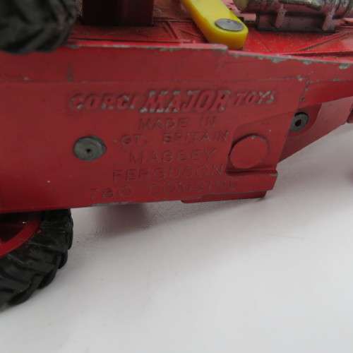 Corgi Major Massey Ferguson 780 combine harvester