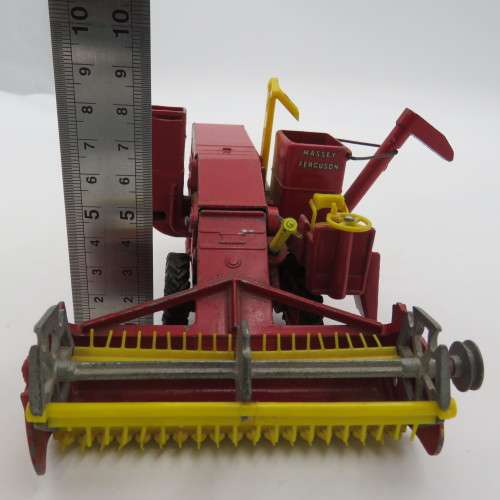 Corgi Major Massey Ferguson 780 combine harvester