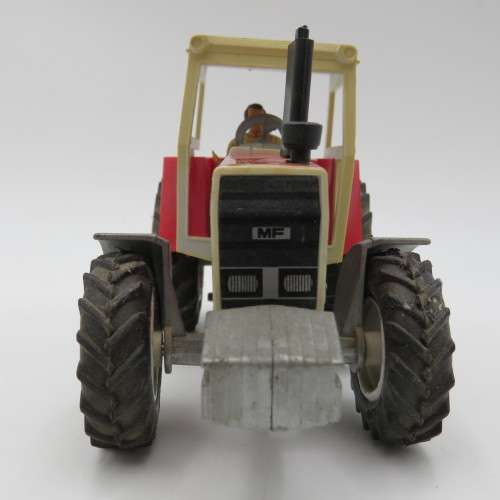 Britain`s Massey Ferguson 2680 die-cast tractor - Scale 1/32