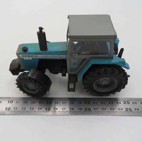 Britain`s Landini 1000S MK-2 model tractor