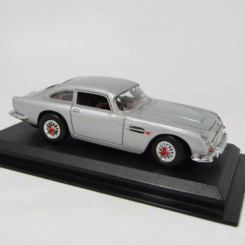 Delprado 1950 Aston Martin model car - scale 1/43