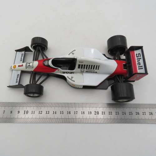 Bburago Grand Prix F1 model car - Scale 1/24