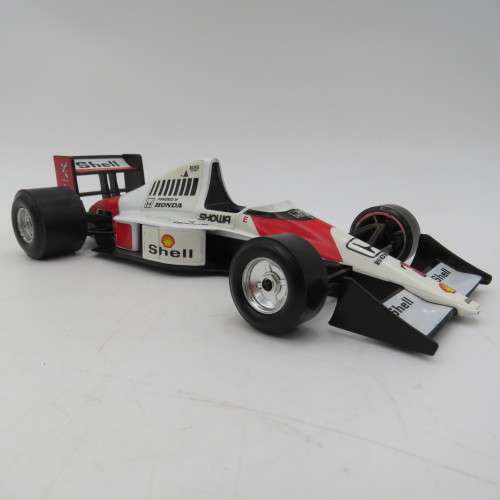 Bburago Grand Prix F1 model car - Scale 1/24