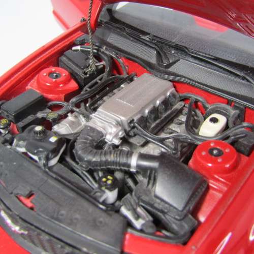 AutoArt Ford Mustang GT Convertible model car with certificate - scale 1/18