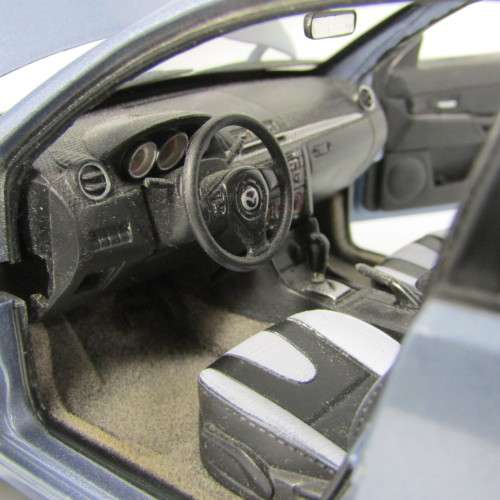 Mondsee 2003 Mazda 3 model car - scale 1/18