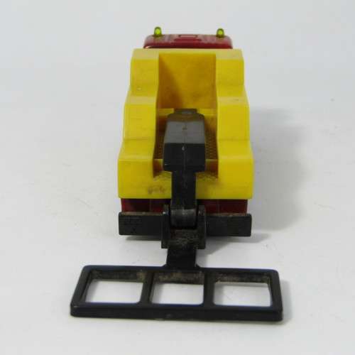 Siku Mercedes-Benz recovery truck with lift bar