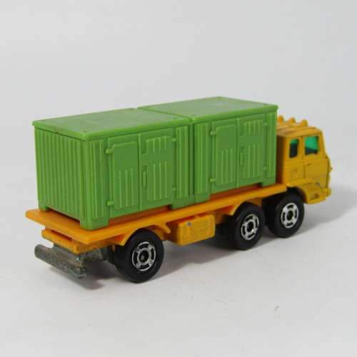 Vintage Tomica #7 Fuso truck series toy car - scale 1/127