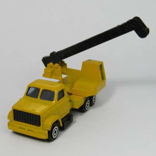 Majorette #283 GMC Brigadier crane toy car truck - scale 1/100