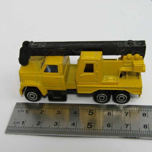 Majorette #283 GMC Brigadier crane toy car truck - scale 1/100