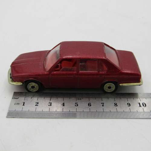 Solido BMW 530 model car - scale 1/43