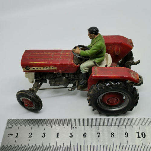 Britains Ltd Massey - Ferguson 135 die-cast tractor - scale 1/32 - front left wheel repaired