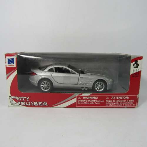 New Ray City Cruiser Mercedes-Benz SLR McLaren model car in original box - scale 1/43