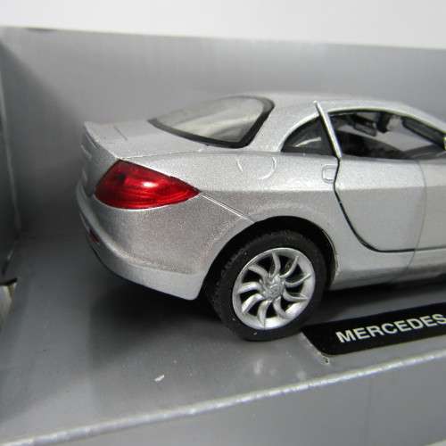 New Ray City Cruiser Mercedes-Benz SLR McLaren model car in original box - scale 1/43