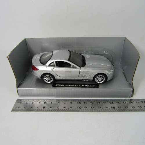 New Ray City Cruiser Mercedes-Benz SLR McLaren model car in original box - scale 1/43