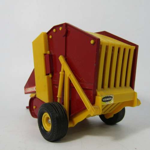 Britains Farmhand vervoer round baler attachment model - scale 1/32