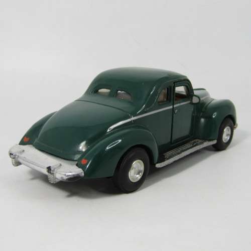 Tootsietoy 1940 Ford Coupe die-cast model car