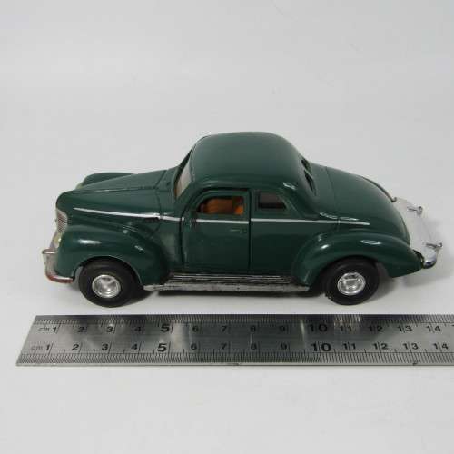 Tootsietoy 1940 Ford Coupe die-cast model car