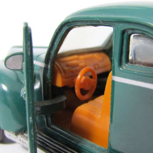 Tootsietoy 1940 Ford Coupe die-cast model car